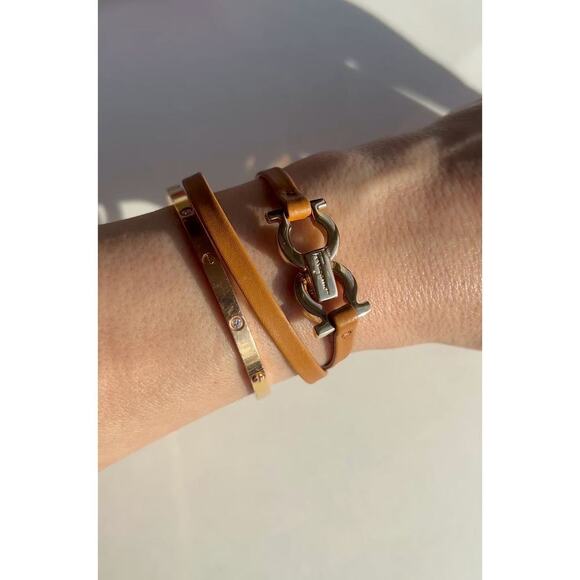 NEW Ferragamo Timeless Chic Gancini Double Brown Leather Gold Tone Bracelet - Picture 6 of 14